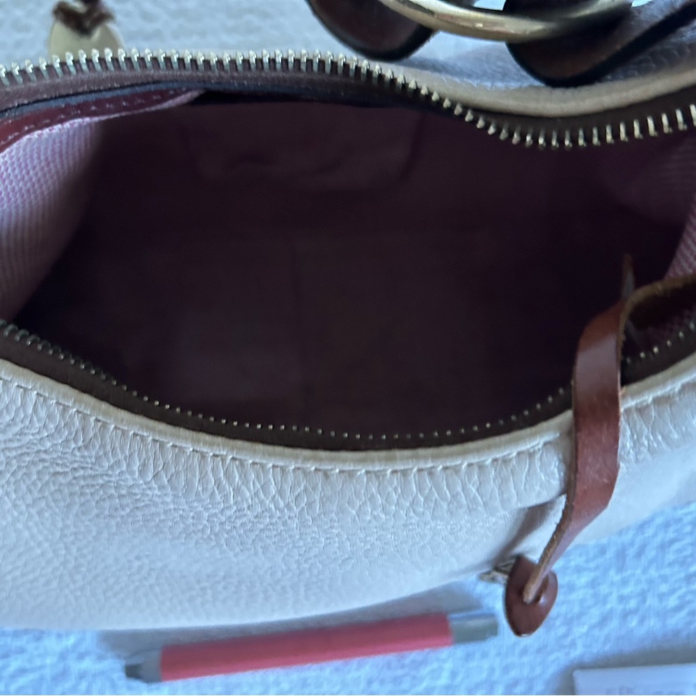 Vintage Dooney & Bourke All-Weather Bone Cream and Brown Women's Hobo Should Bag - Picture 9 of 9